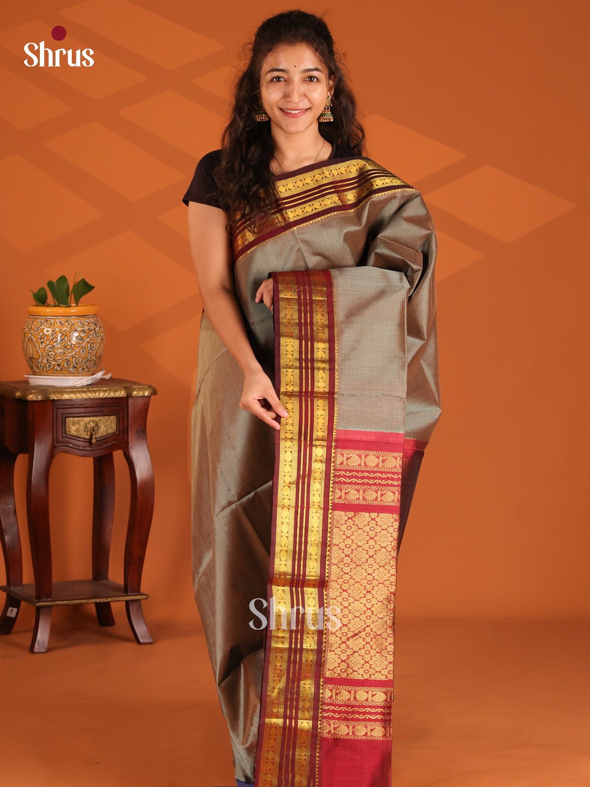 Ethereal Grey Silk Cotton Saree with thread woven checks & Maroon rettaipet zari border - Shop on Shrus.com