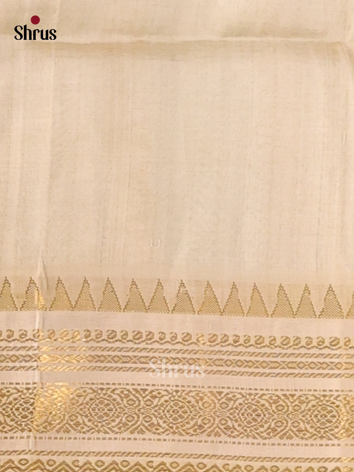 Graceful Pista Green Silk Cotton Saree Featuring Gold Checks & Contrast Cream Border - Shop on Shrus.com