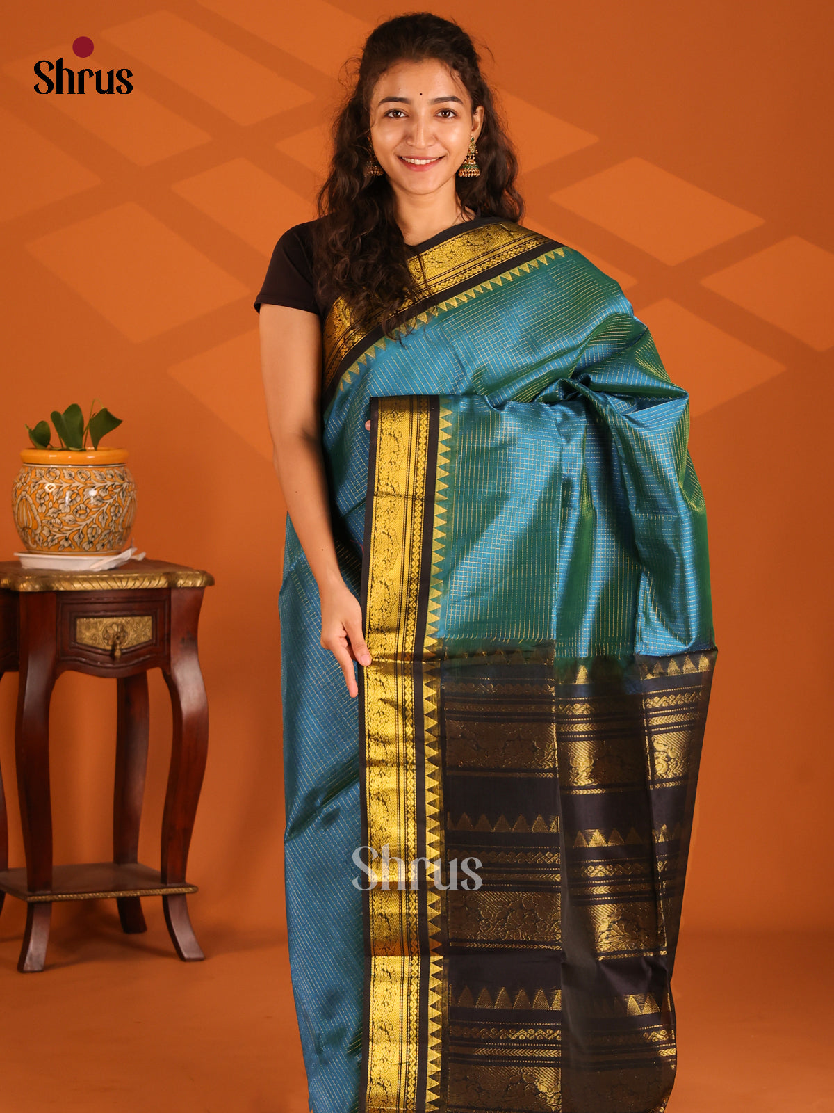 Beautiful Blue Silk Cotton Saree with zari podi kattam & contrast Black Zari Border - Shop on Shrus.com