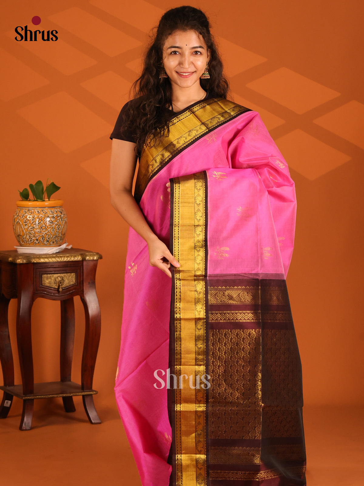 Lustrous Lotus Pink Silk Cotton Saree with zari peacock buttas & Brown zari brocade pallu - Shop on Shrus.com