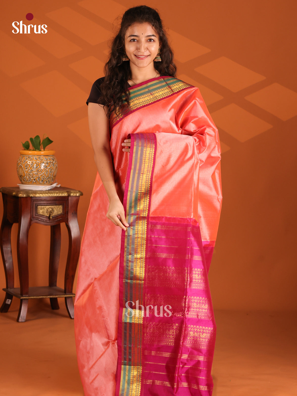 Exquisite Peach Silk Cotton Saree with contrast maroon zari striped pallu - Shop on Shrus.com