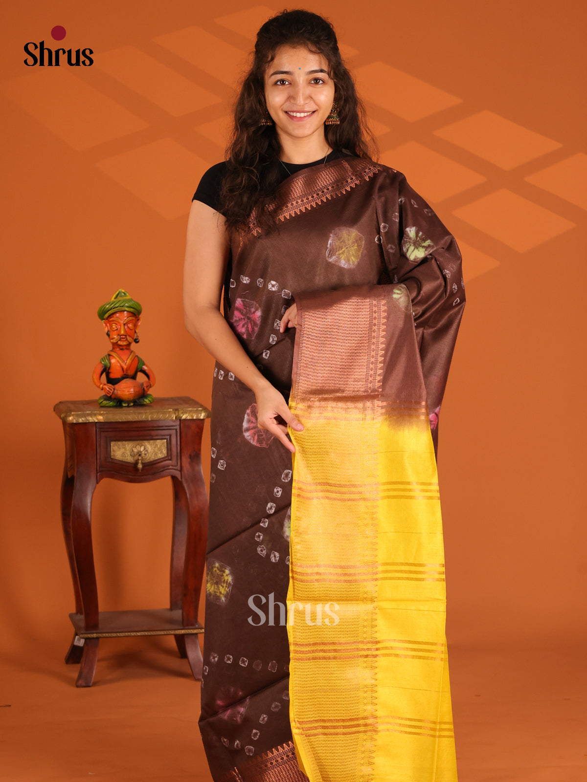 Brown with Yellow- Shibori Saree - Shop on Shrus.com