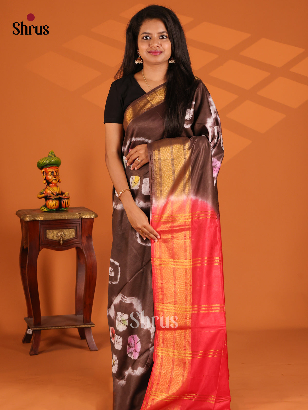 Brown with Red - shibori saree - Shop on Shrus.com