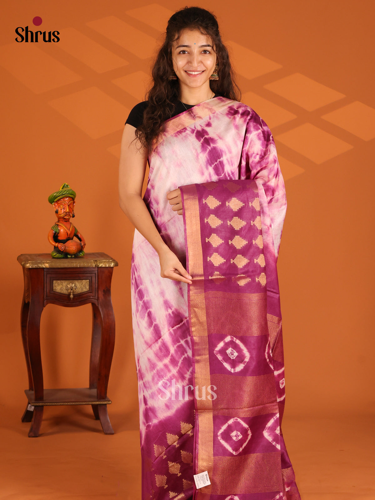 Cream & Purple - Shibori Saree - Shop on Shrus.com