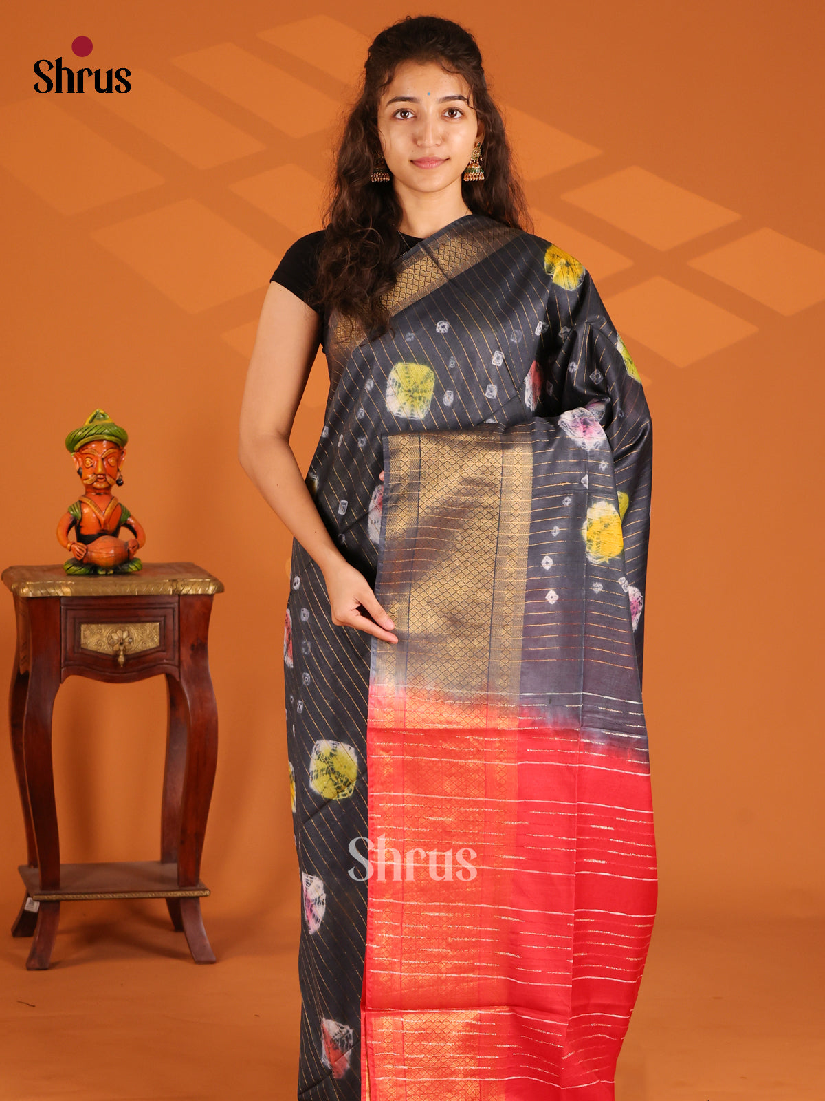 Black & Red - Shibori Saree - Shop on Shrus.com