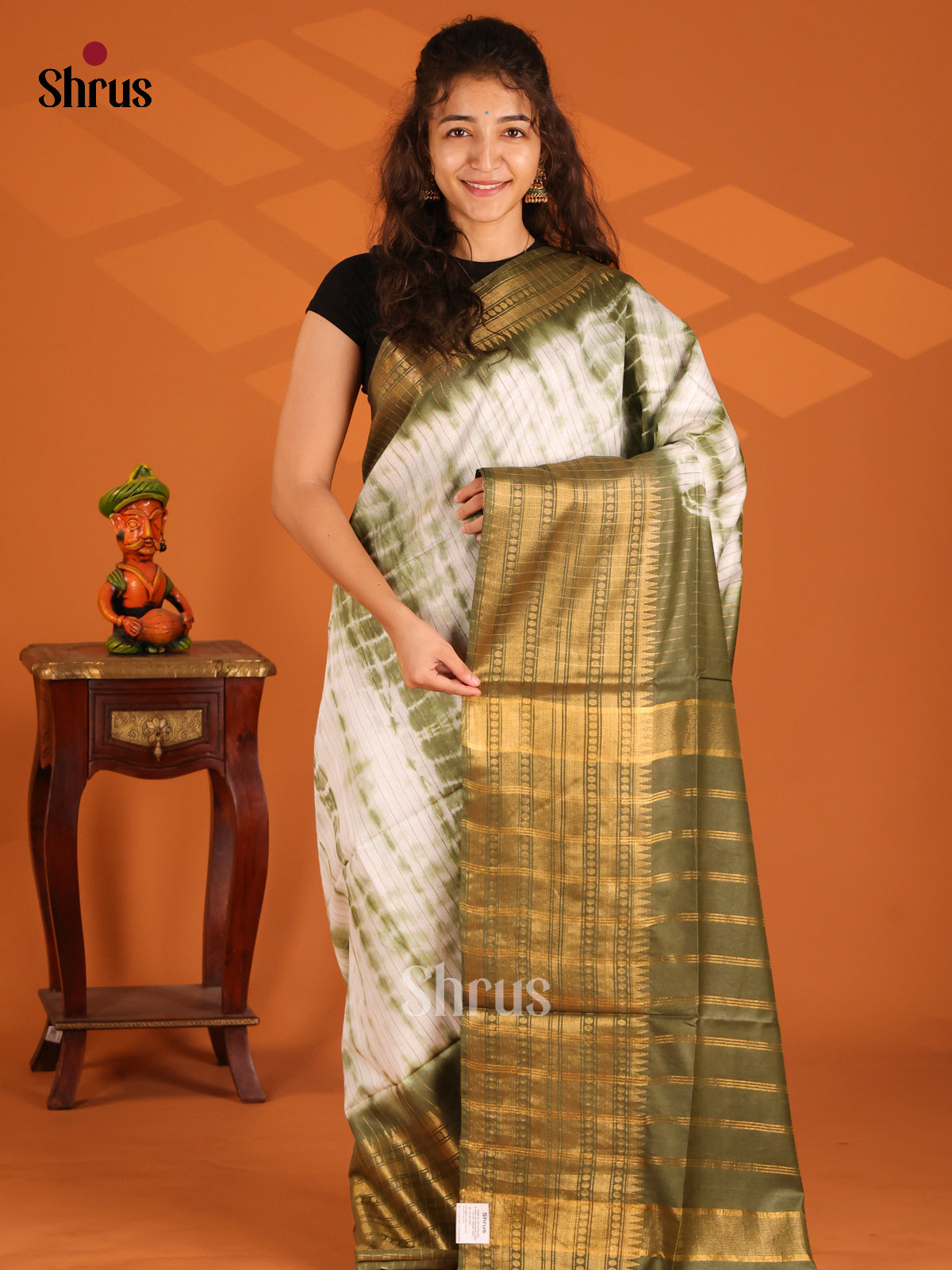Cream & Green- Shibori Saree - Shop on Shrus.com