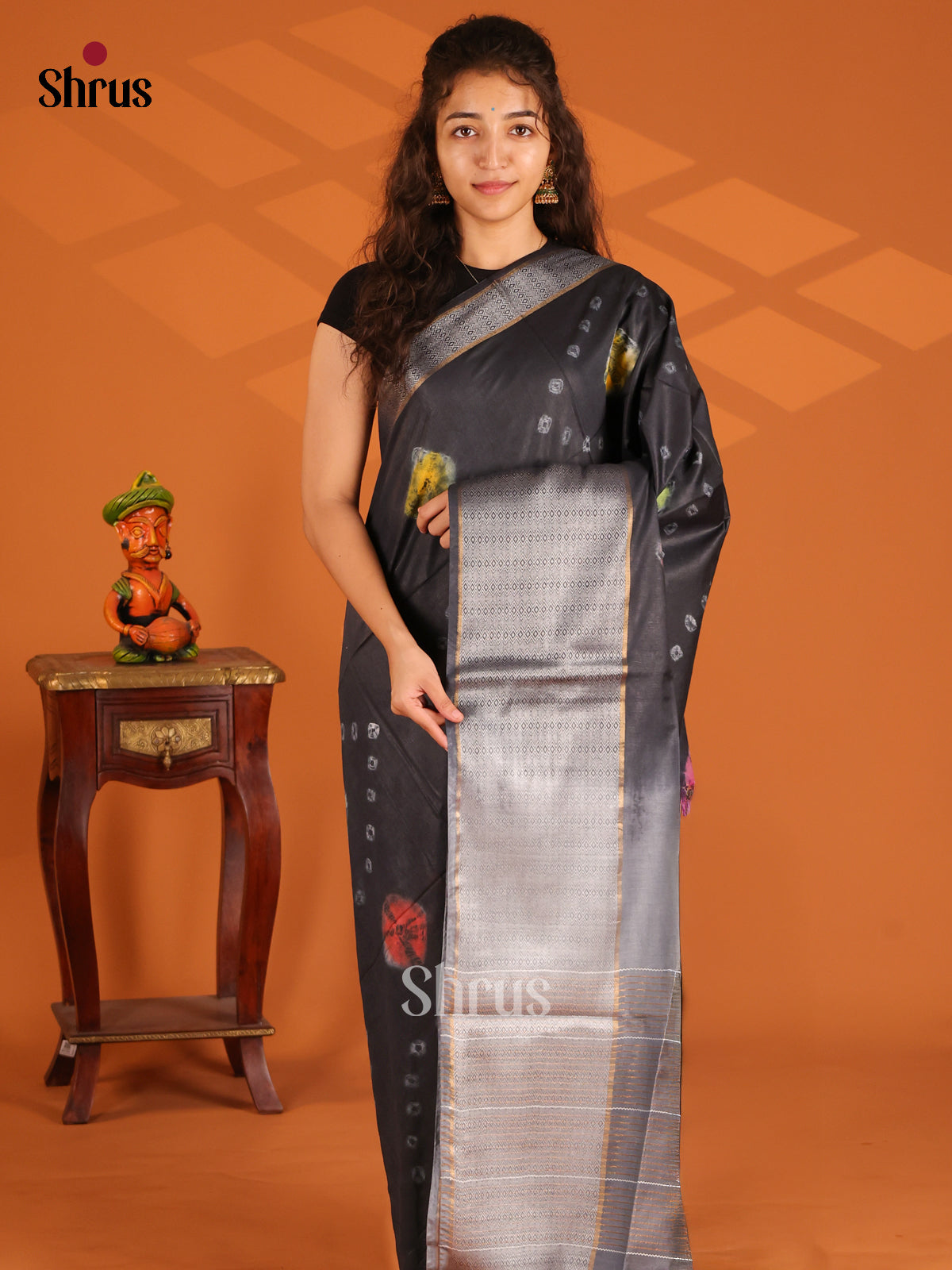 Black with Grey- Shibori Saree - Shop on Shrus.com