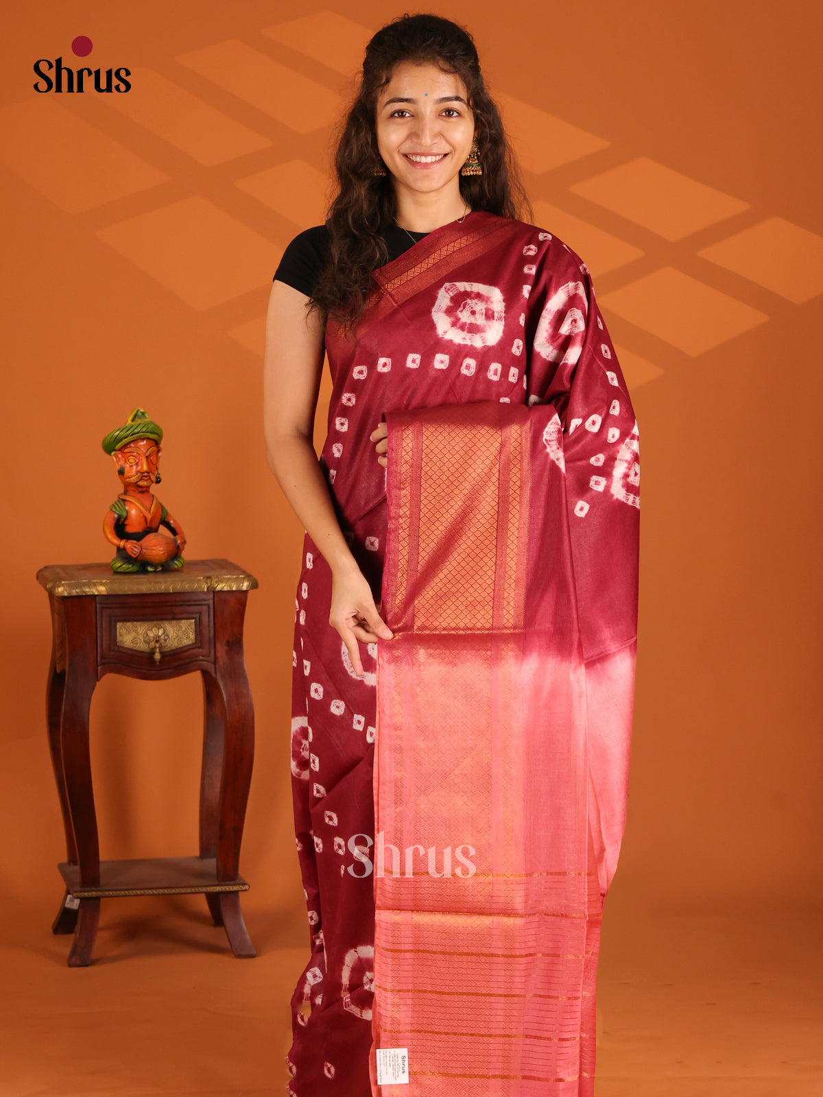 Maroon with Pink - Shibori Saree - Shop on Shrus.com
