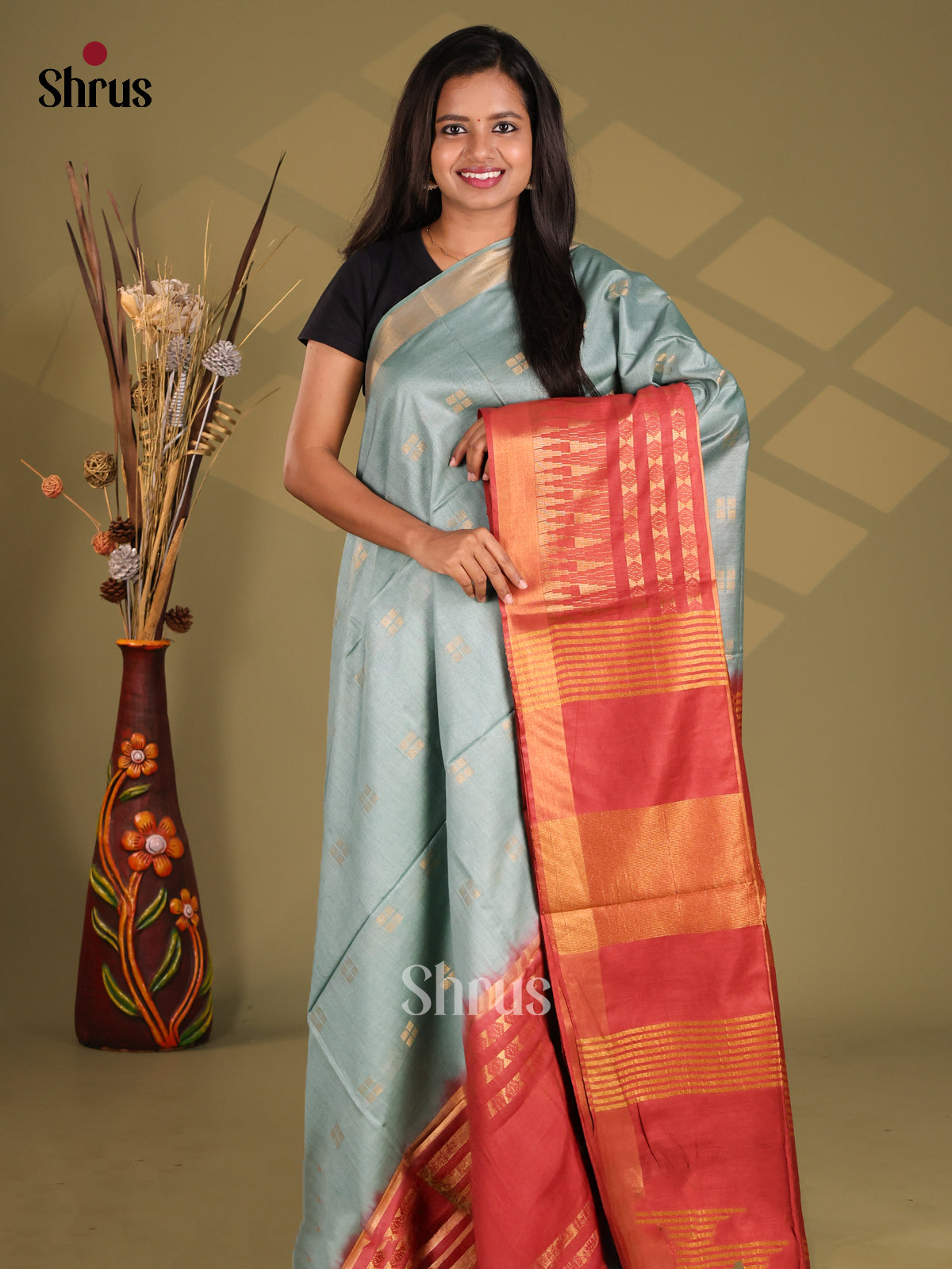 DES29359 - Semi Tussar Saree - Shop on Shrus.com