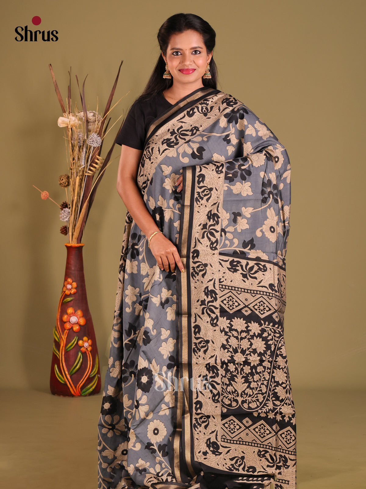 Grey & Black - Art Modal Saree - Shop on Shrus.com