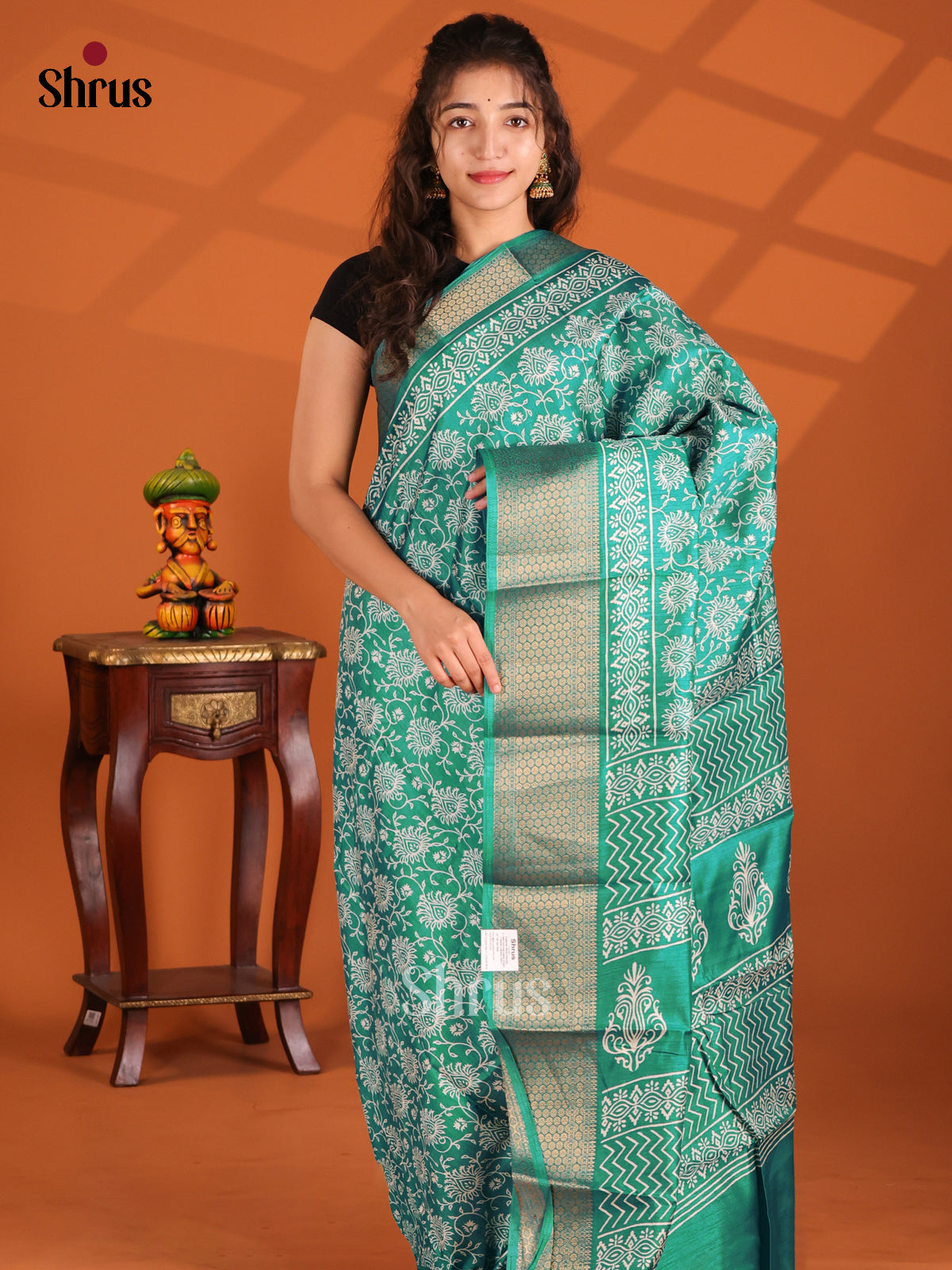 Green - Semi Crepe Saree - Shop on Shrus.com
