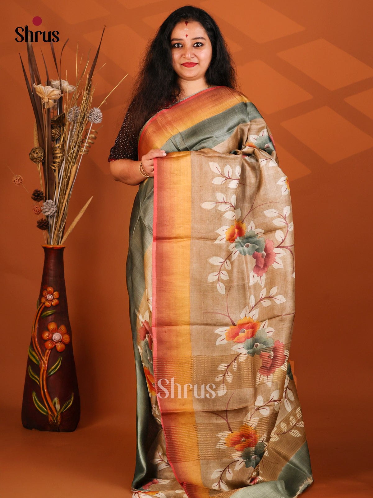 Grey & Brown - Tussar Saree
