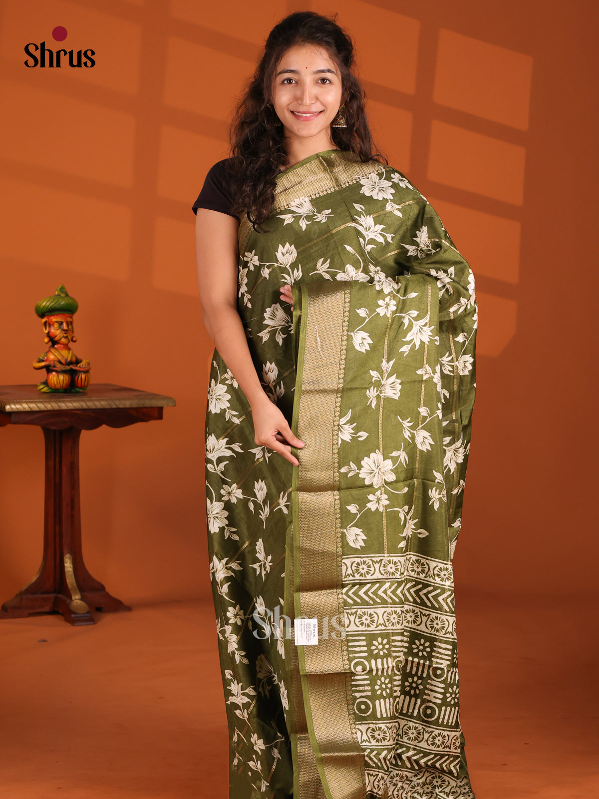 Green- Semi Crepe Saree - Shop on Shrus.com