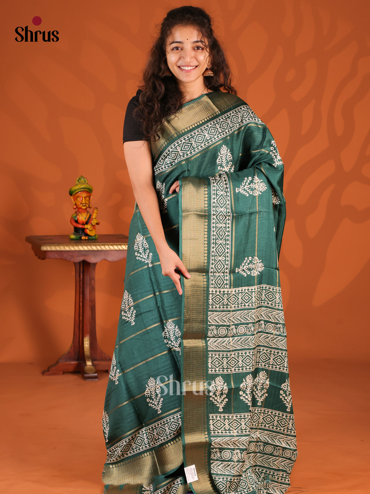 Green - Semi Crepe Saree - Shop on Shrus.com