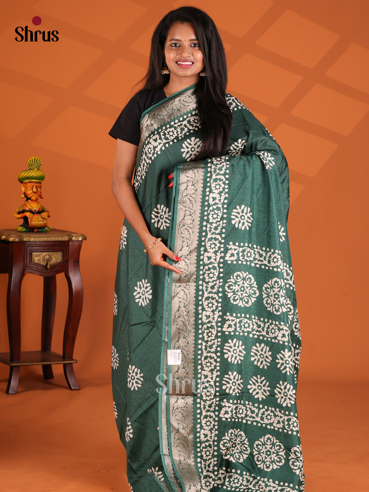 Dark Green- Semi Crepe Saree - Shop on Shrus.com