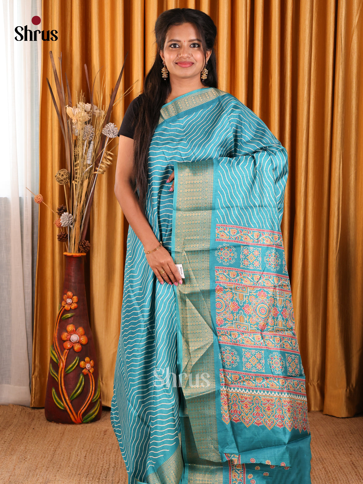 DES30300 - Semi Crepe Saree - Shop on Shrus.com