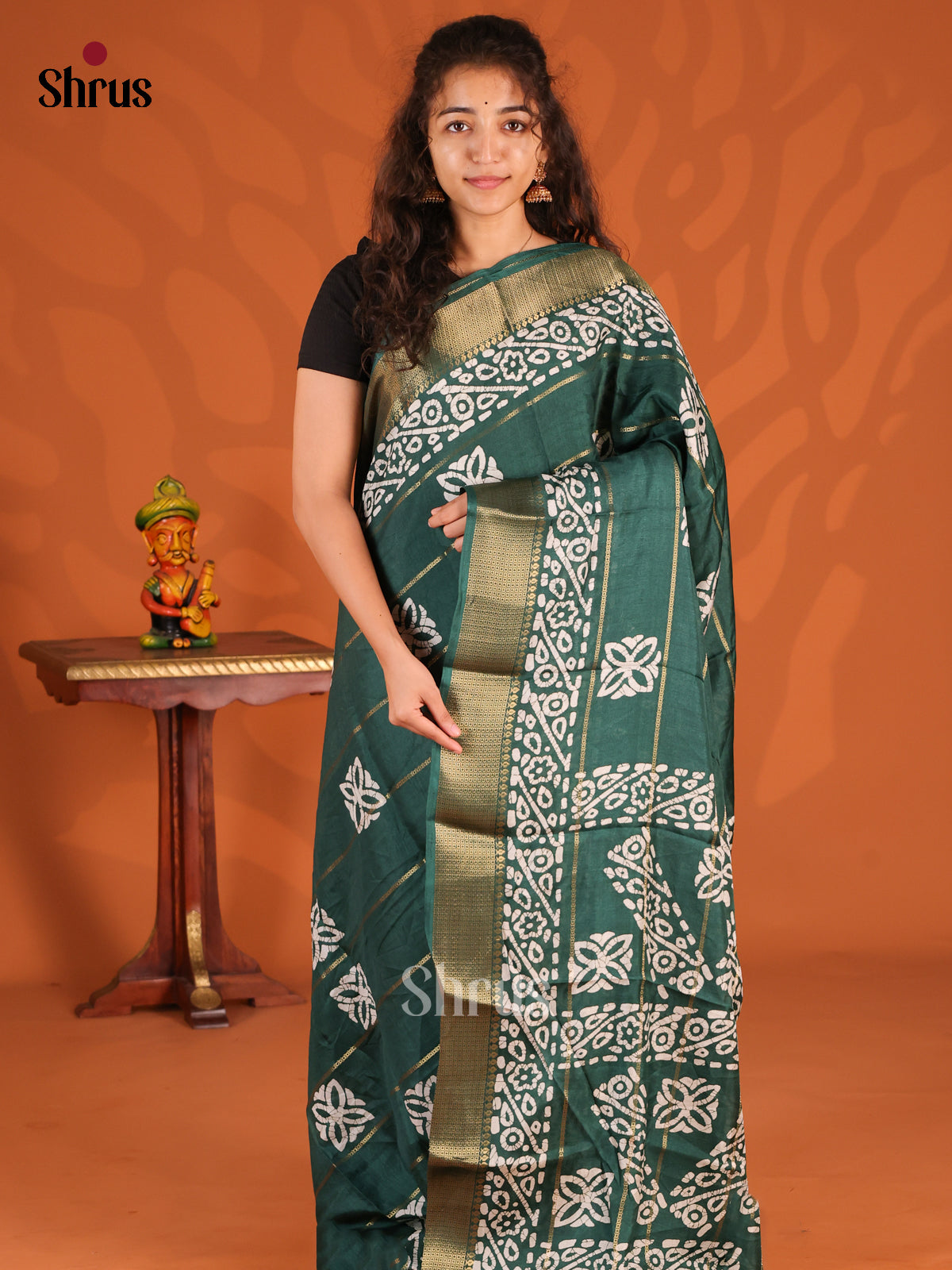 Green - Semi Crepe Saree - Shop on Shrus.com