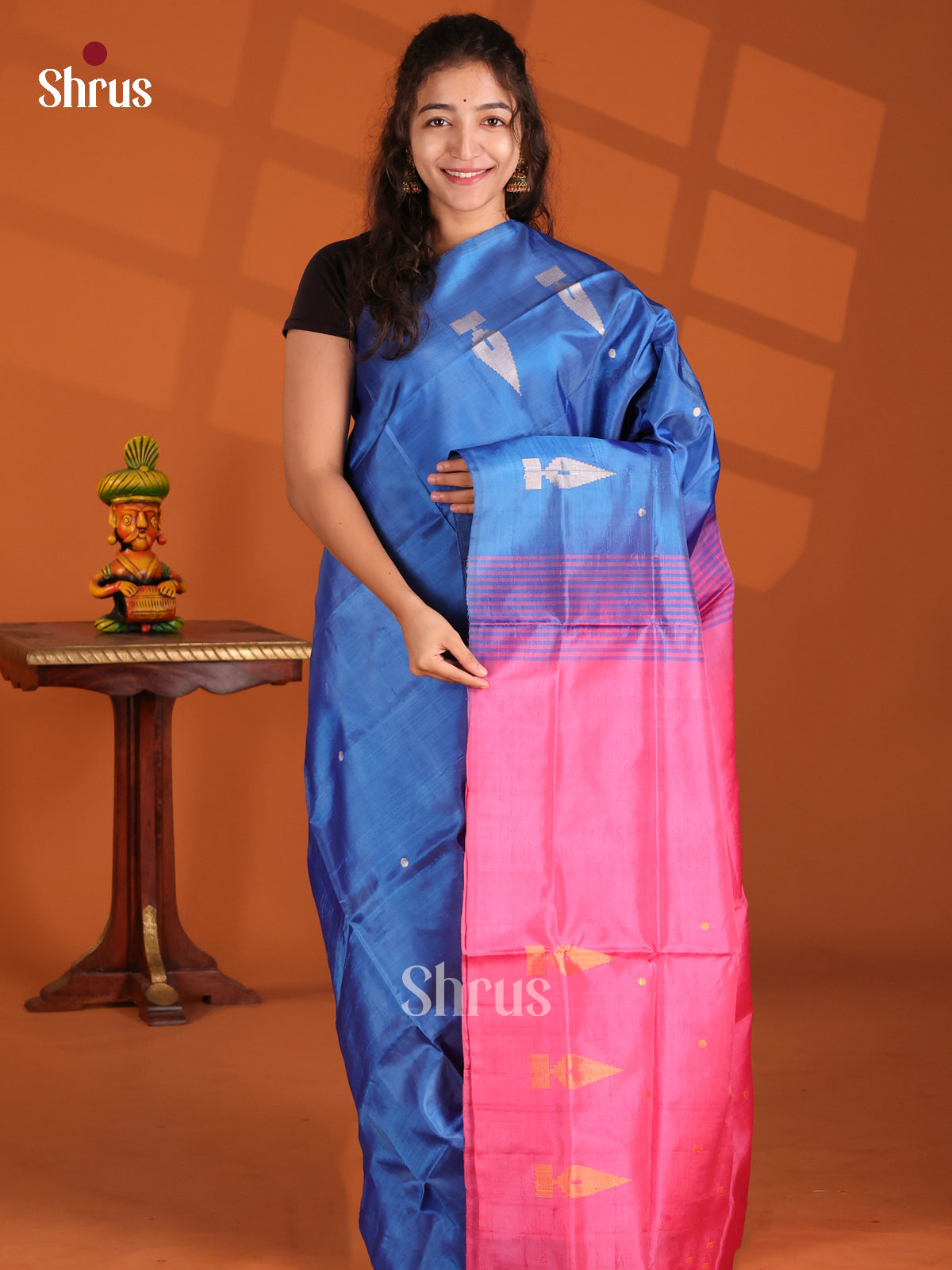 DES31153- Banana Pith Saree - Shop on Shrus.com