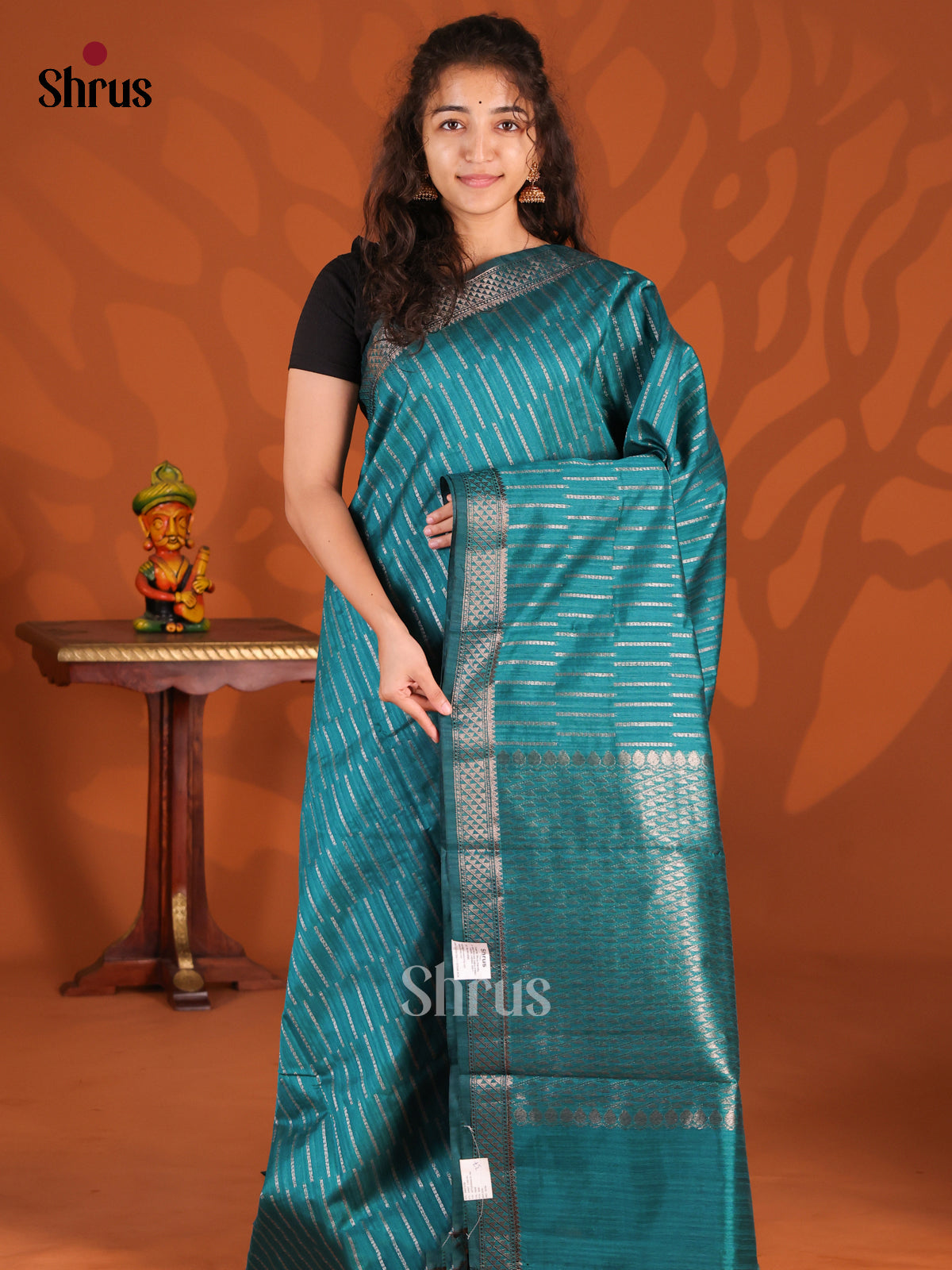 Peacock Green- Semi Jute Saree - Shop on Shrus.com