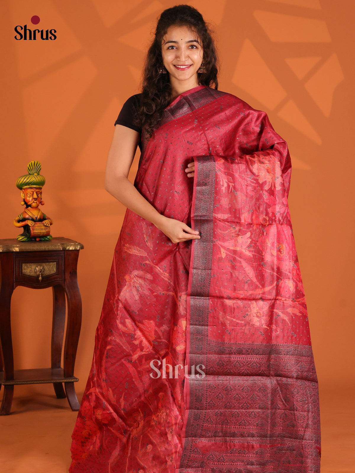 Red(Single Tone)- Tussar Saree - Shop on Shrus.com