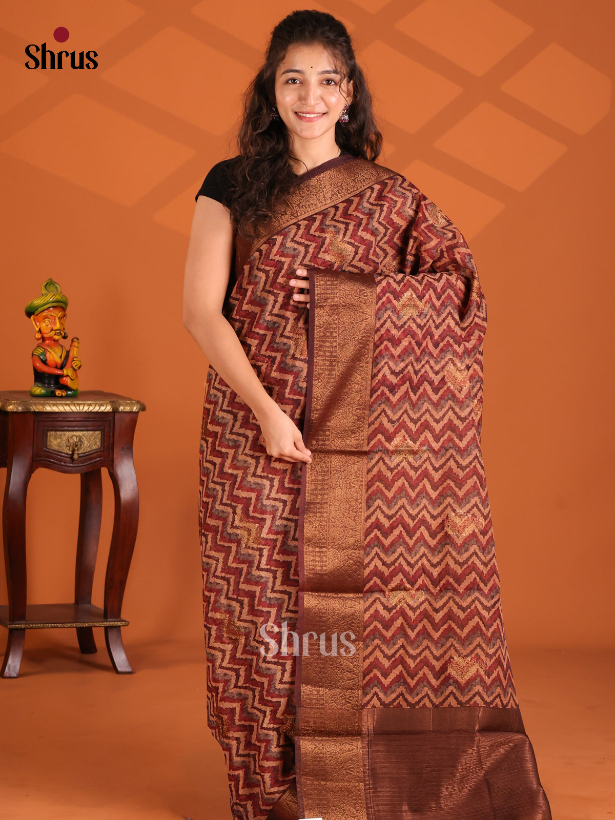 Maroon- Semi Linen printed Saree - Shop on Shrus.com