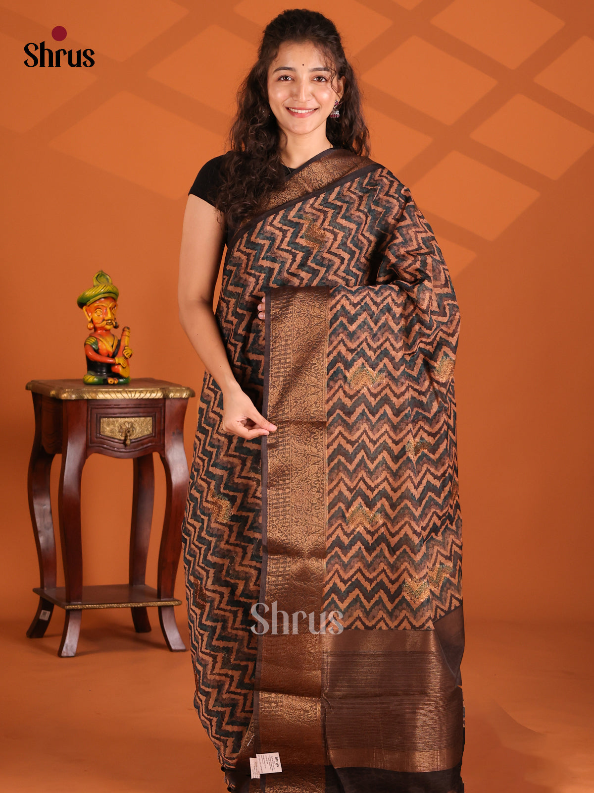 Brown - Semi Linen printed Saree - Shop on Shrus.com