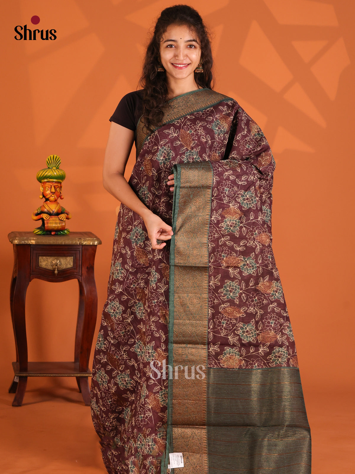 Maroon & Green- Semi Linen print Saree - Shop on Shrus.com