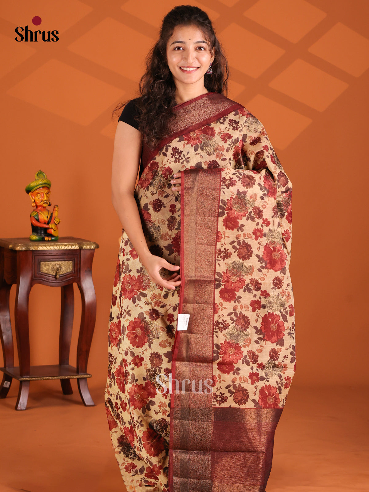 Cream & Maroon -Semi Linen print Saree - Shop on Shrus.com