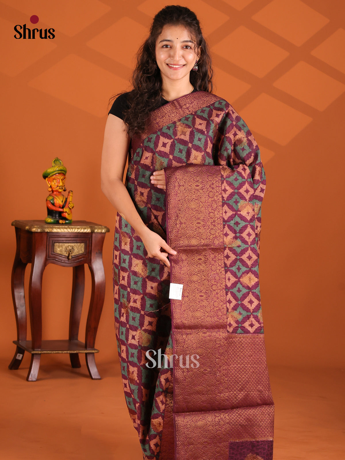 Maroon -Semi Linen print Saree - Shop on Shrus.com