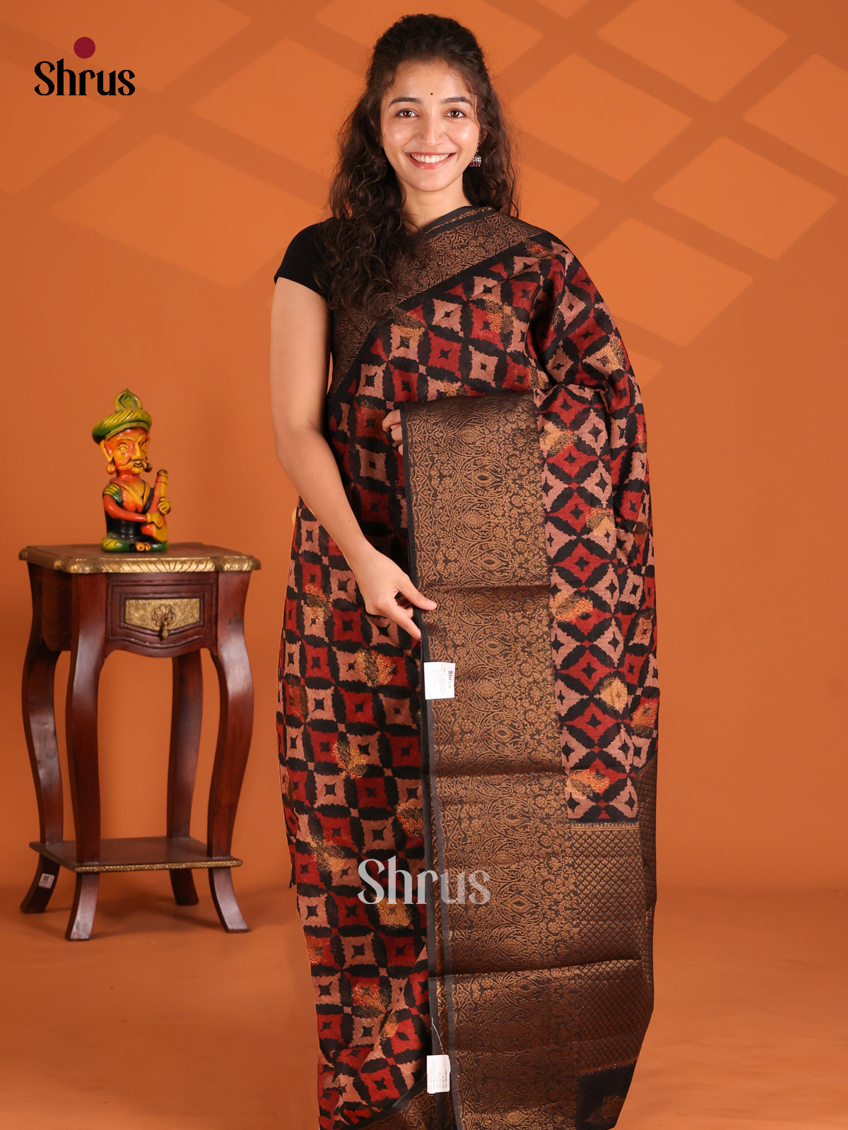 Black - Semi Linen print Saree - Shop on Shrus.com