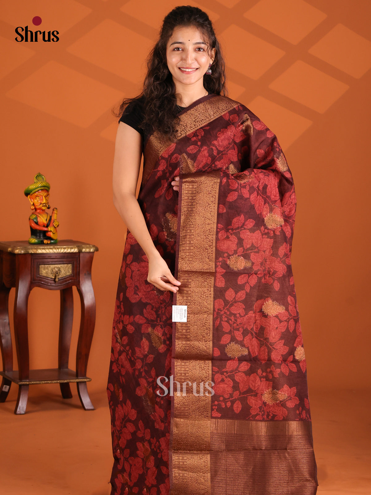 Maroon - Semi Linen print Saree - Shop on Shrus.com
