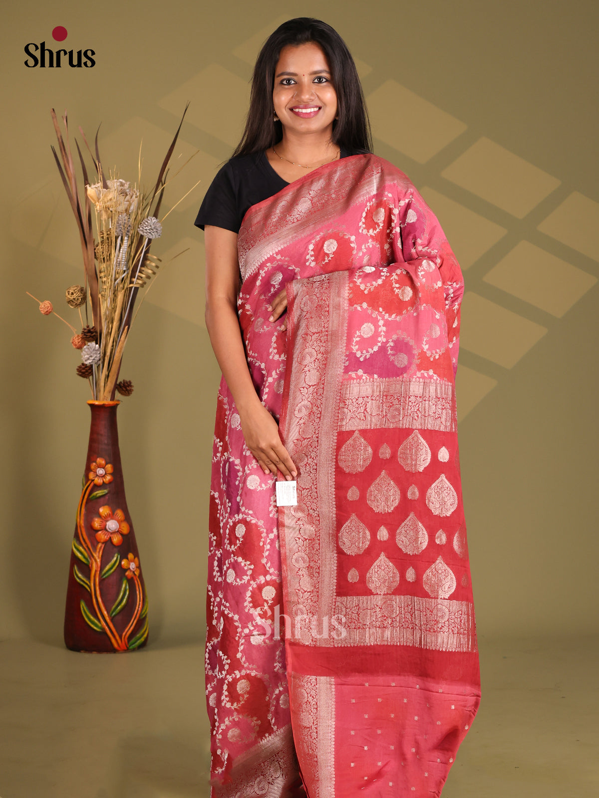 Red & Pink- Semi Georgette Saree