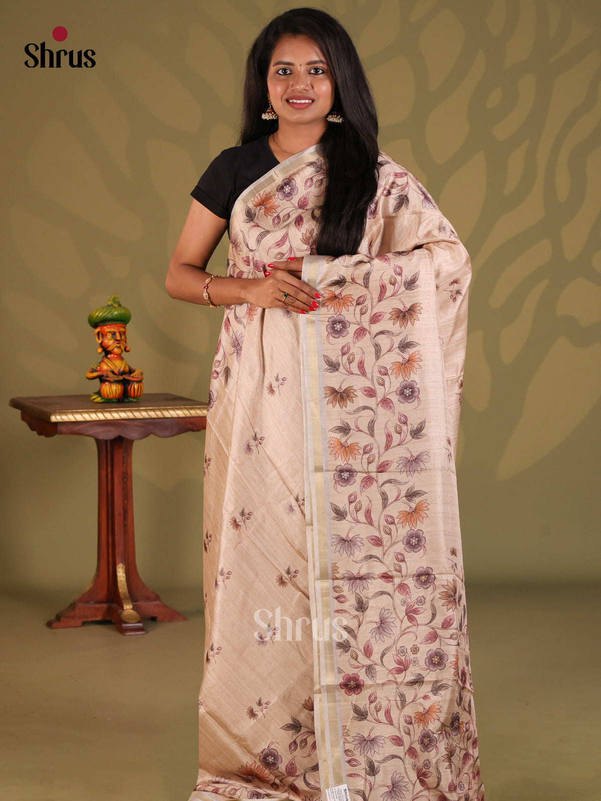 Cream & Grey- Semi Matka Saree - Shop on Shrus.com