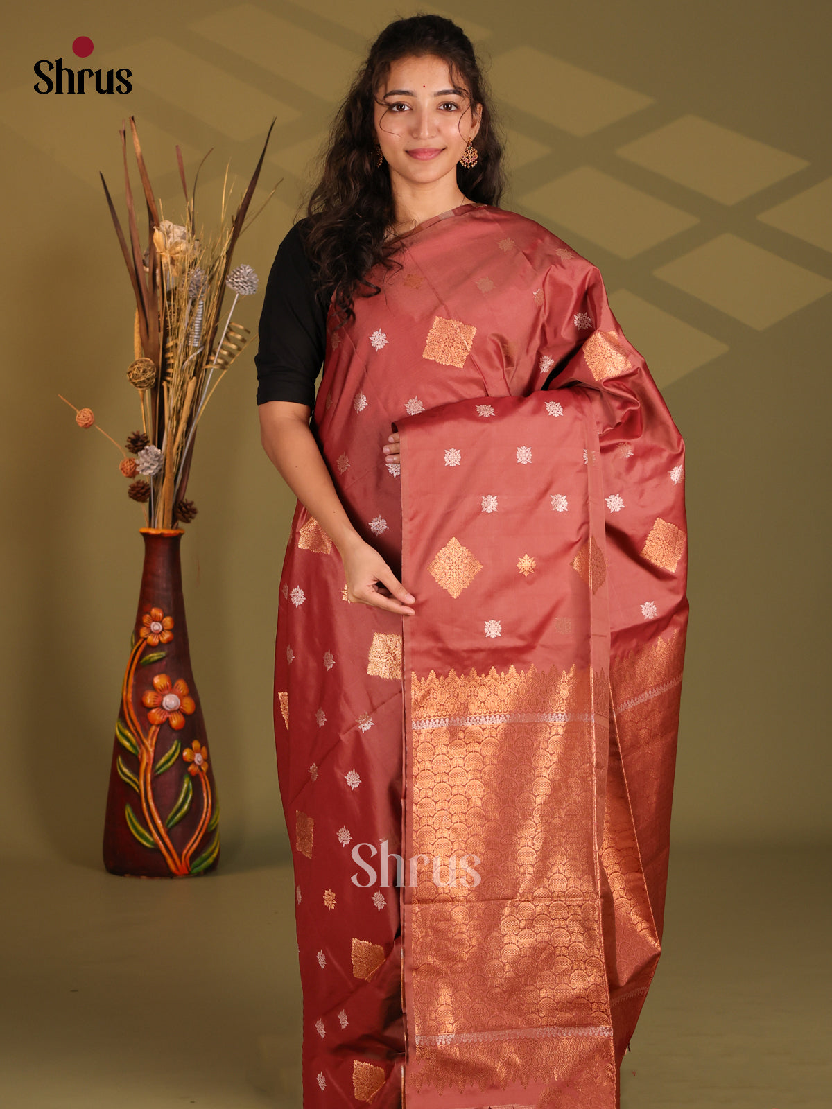 Arakku Maroon - Semi Softsilk Saree - Shop on Shrus.com