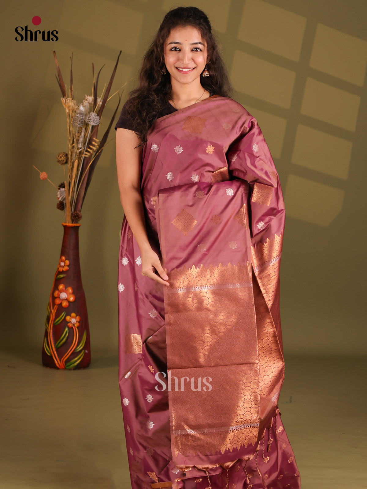 Arakku Maroon- Semi Softsilk Saree - Shop on Shrus.com