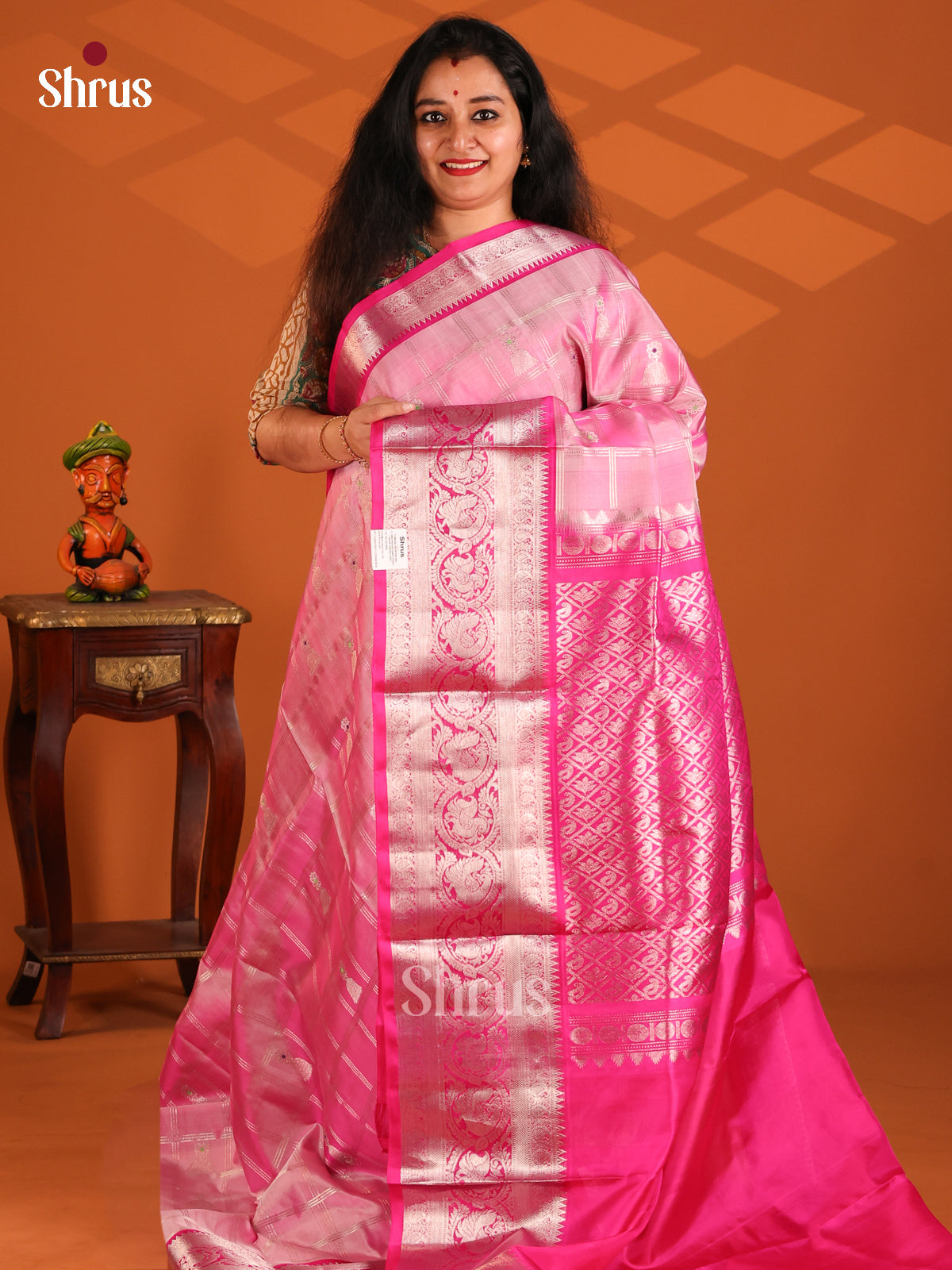 Baby Pink & Pink - Venkatagiri silk Saree - Shop on Shrus.com