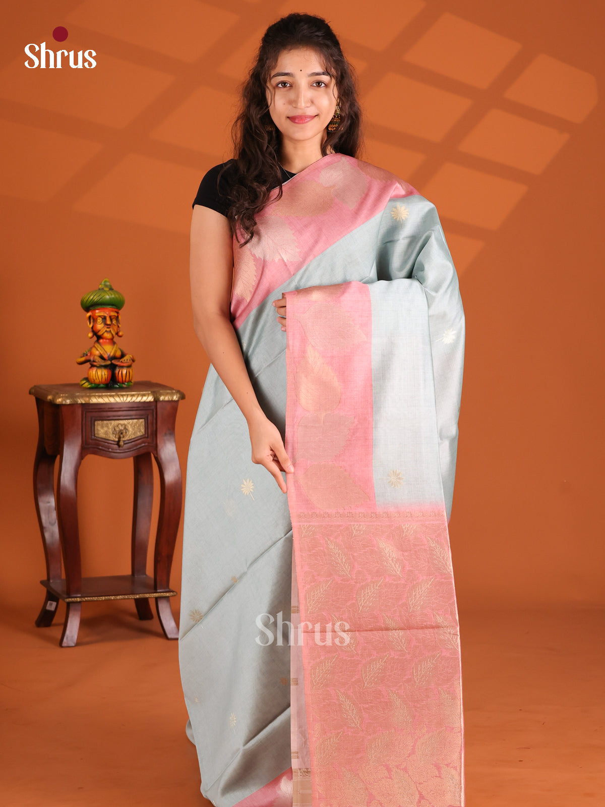 Grey & Onion Peel - Semi Tussar Saree