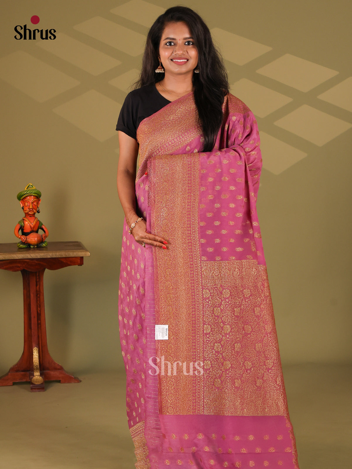 Rose Pink(Single Tone)- Semi Georgette Saree - Shop on Shrus.com