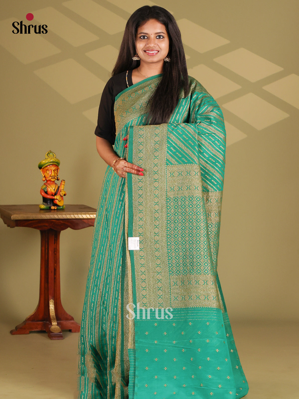 Green(Single Tone) - Semi Georgette Saree - Shop on Shrus.com