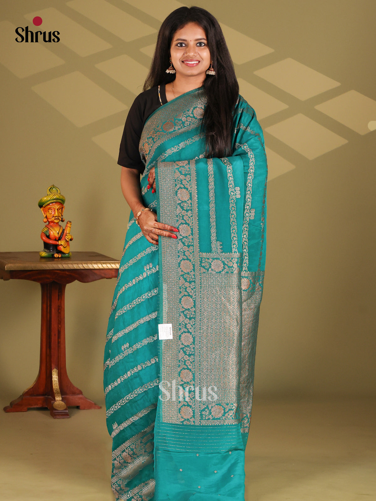 Teal(Single Tone) - Semi Georgette Saree - Shop on Shrus.com
