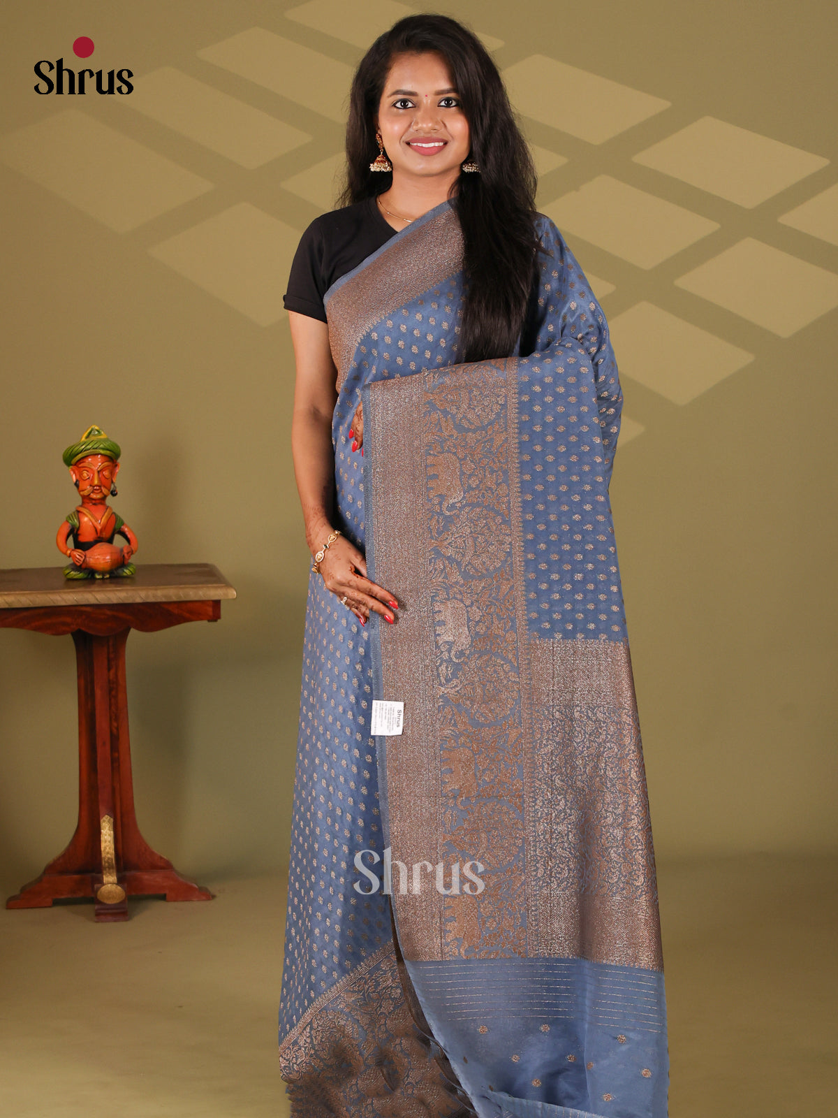 Grey(single Tone) - Semi Georgette Saree - Shop on Shrus.com