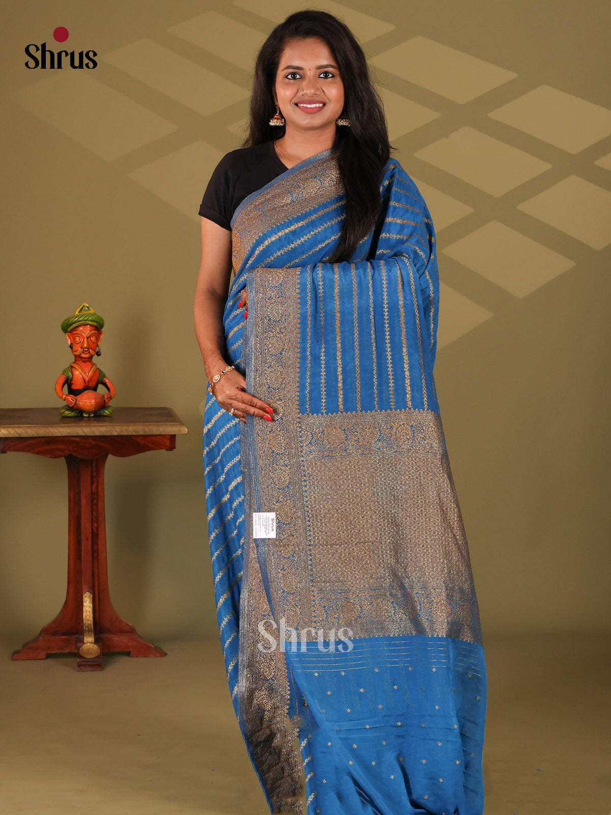 Blue(Single Tone) - Semi Georgette Saree - Shop on Shrus.com