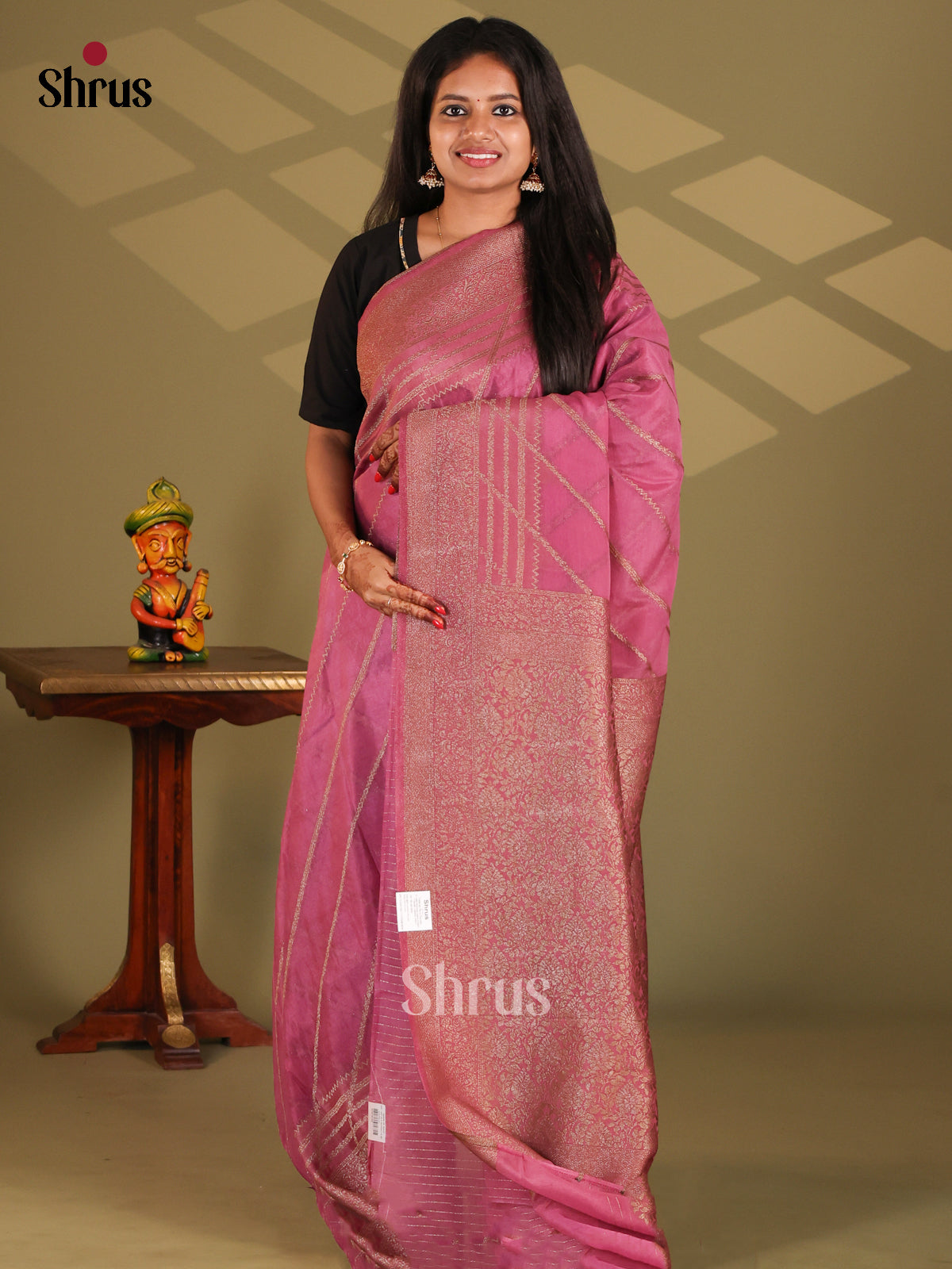 Lotus pink(Single Tone)- Semi Georgette Saree - Shop on Shrus.com