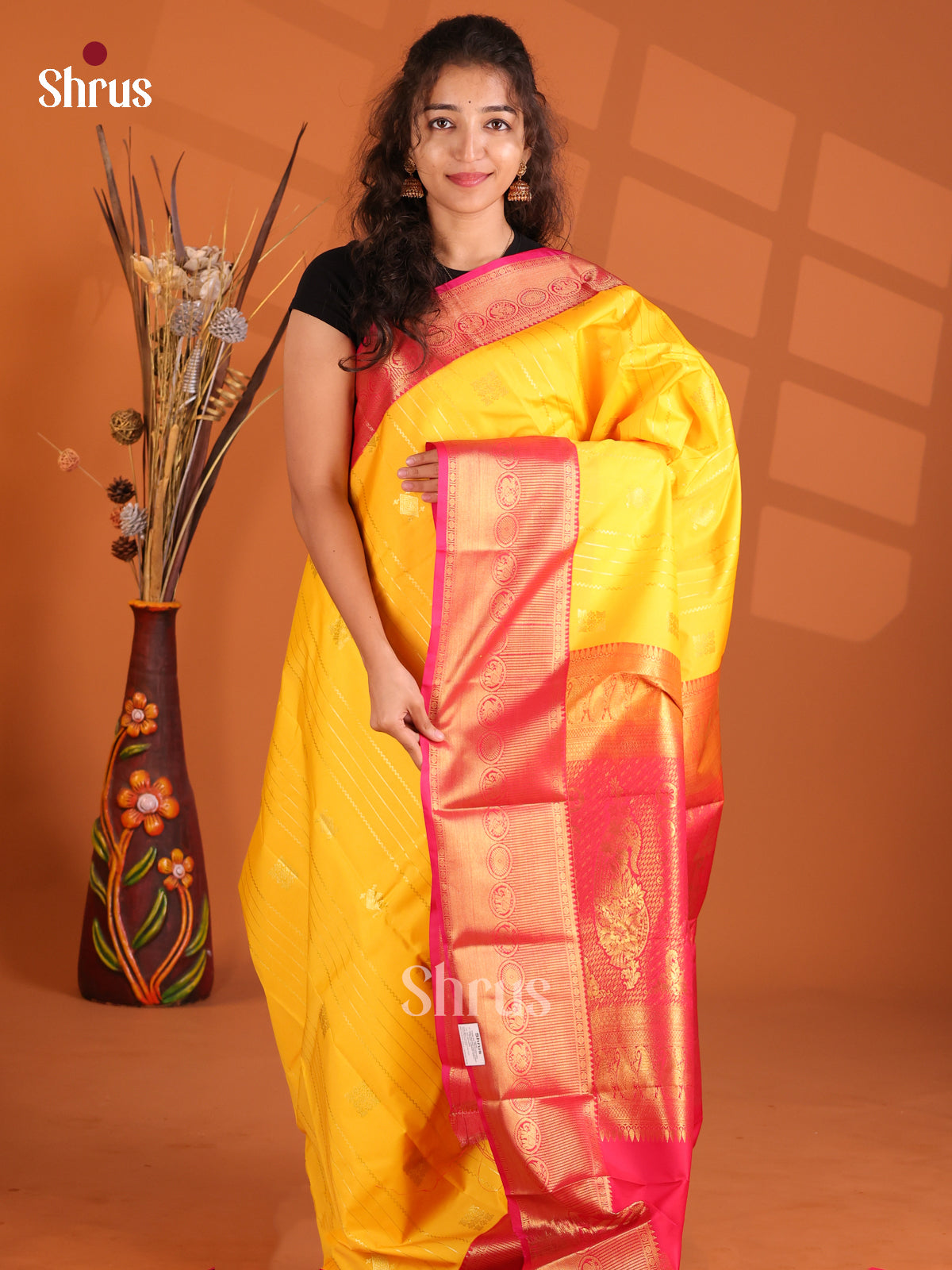 Yellow & Red - Korvai Semi Kanchipuram Saree - Shop on Shrus.com