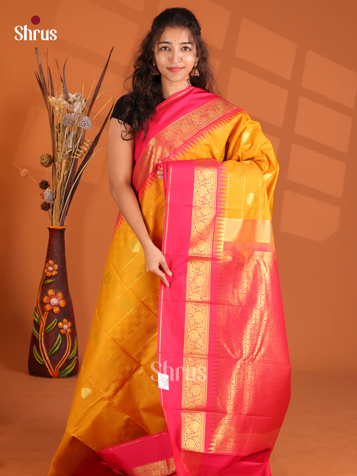 Mustard & Orangish Pink - Korvai Semi Kanchipuram Saree - Shop on Shrus.com