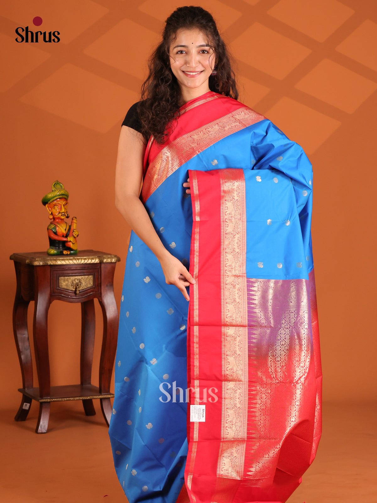 Blue & Red - Korvai Semi Kanchipuram Saree - Shop on Shrus.com