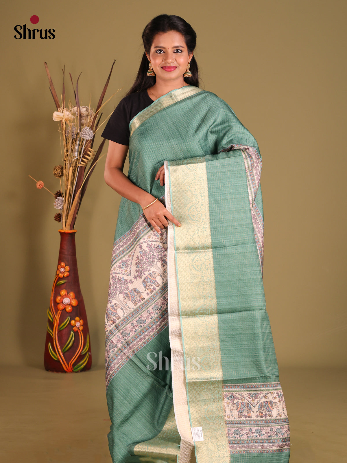 Green & Cream- Semi Dola silk Saree
