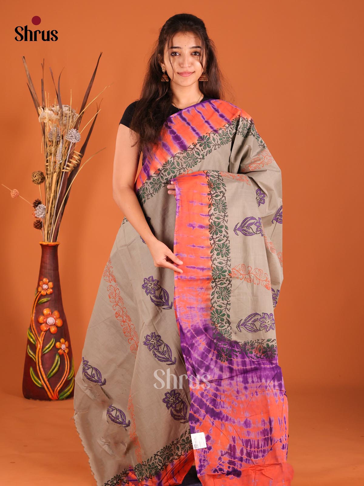 DFS06682 - Cotton Saree - Shop on Shrus.com