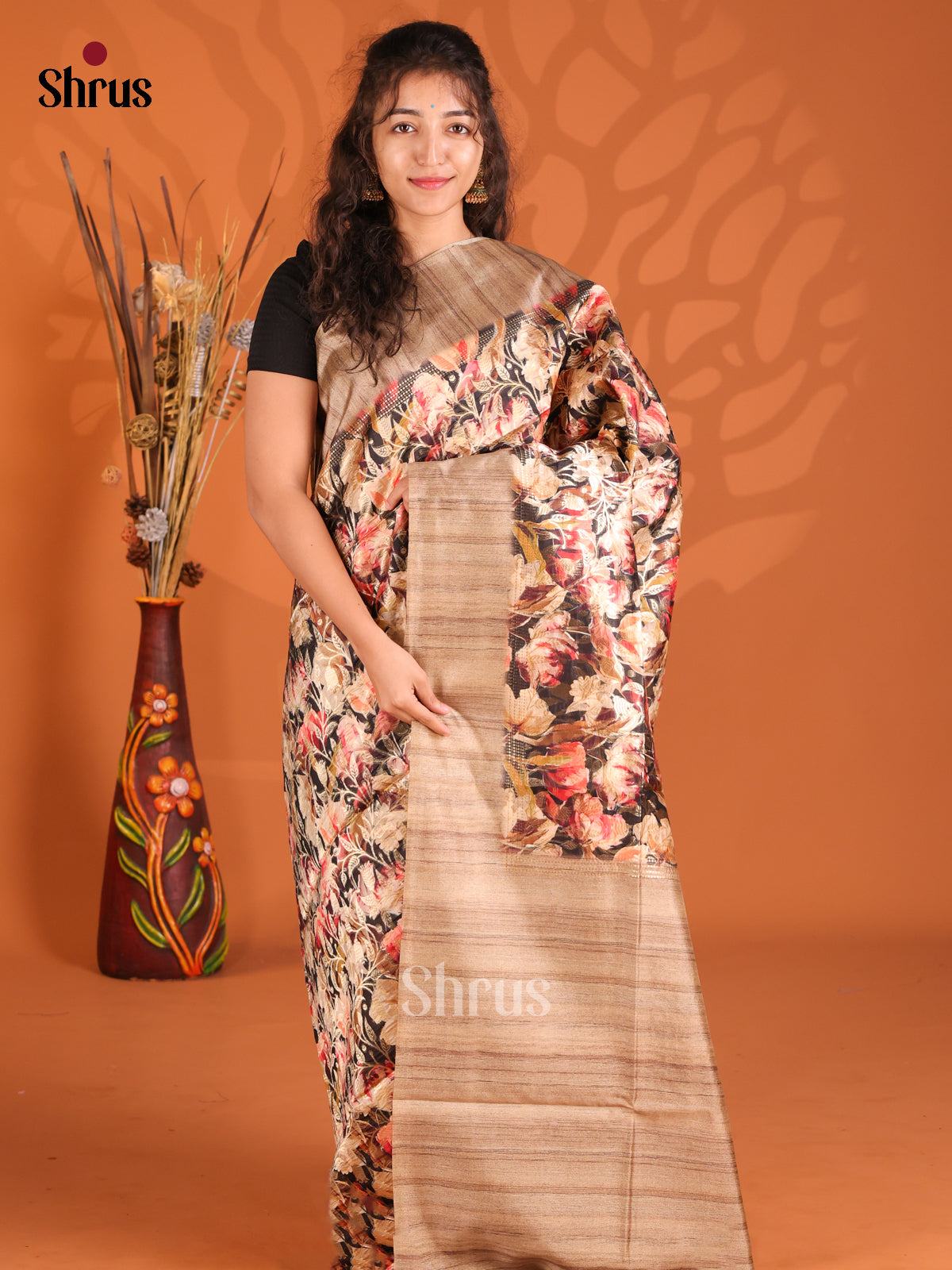 DFS06743 - Semi Tussar Saree - Shop on Shrus.com