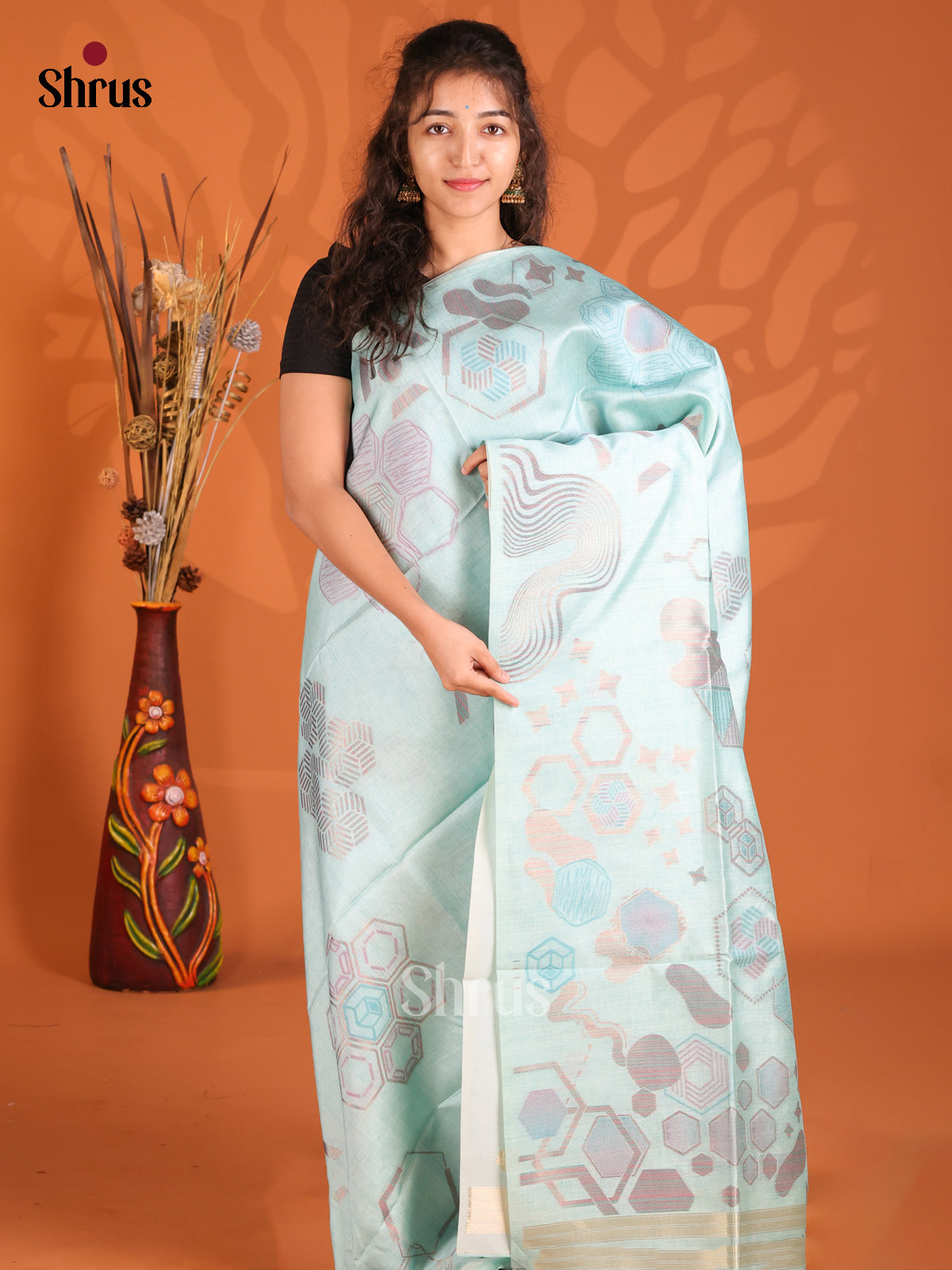 DFS06749 - Semi Tussar Saree - Shop on Shrus.com